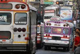 Asaltos en buses se reducen en un 60 %