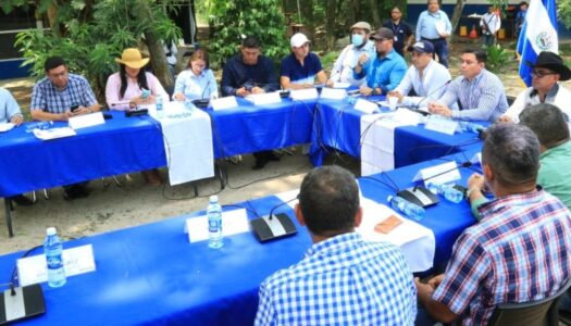 Comisión Agropecuaria se reúne con miembros del sector en Chalatenango