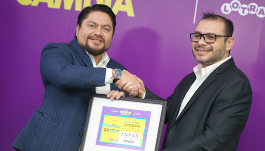 Sorteo de la Lotería en honor al segundo aniversario de Diario El Salvador